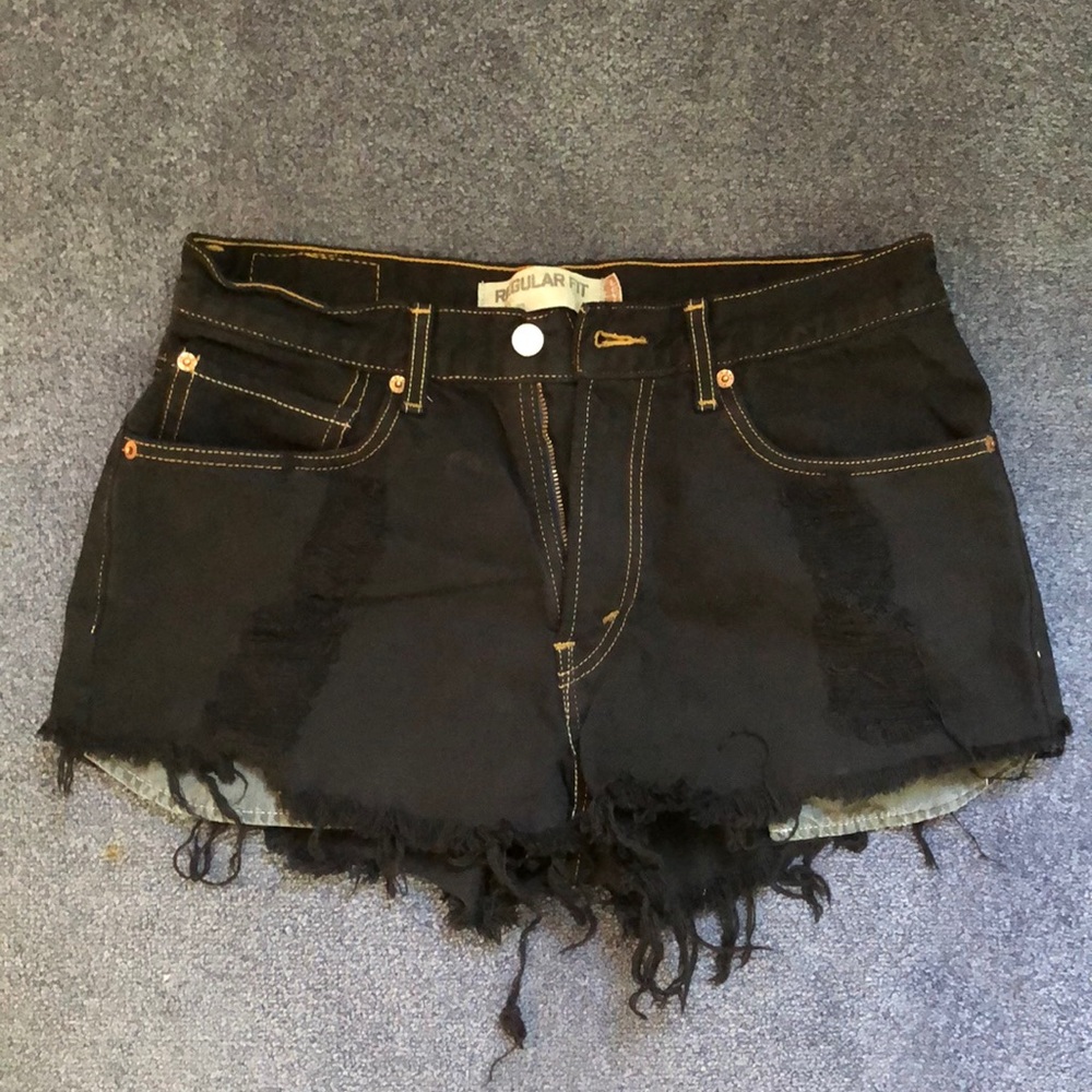 Levi’s Distressed Black Jean shorts